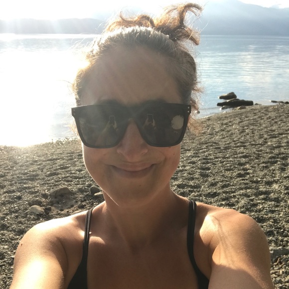 Meet your Posher, Tash - Picture 5 of 6